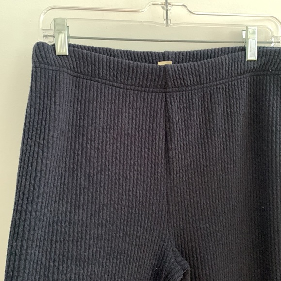 [M] AMERICAN EAGLE super high waisted sweater flare pant - Picture 3 of 6